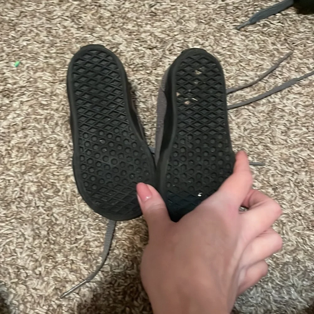 Vans shoes! - Picture 2 of 2